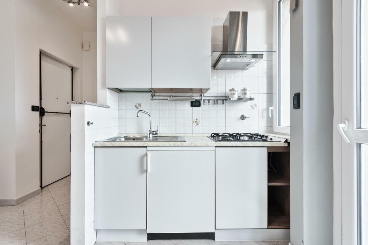 Appartement Lungo Dora With Balcony And Panoramic View à Turin Extérieur photo
