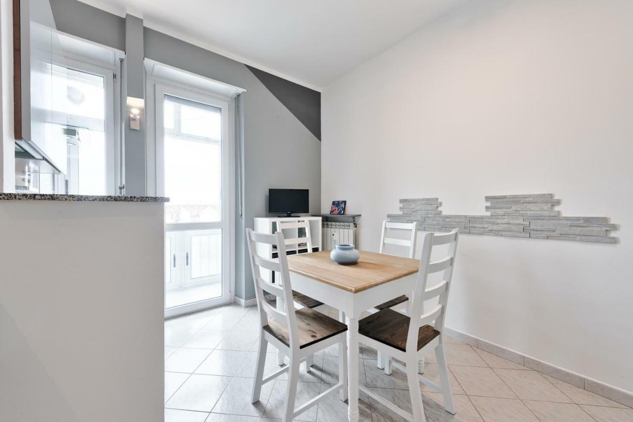 Appartement Lungo Dora With Balcony And Panoramic View à Turin Extérieur photo
